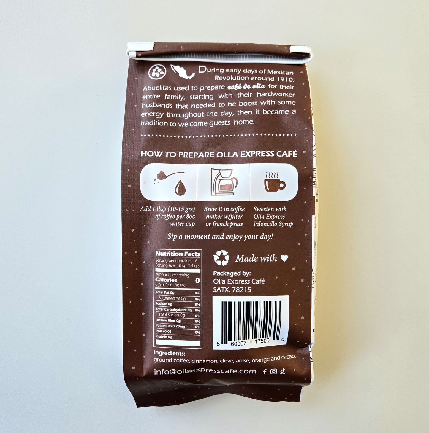 Cafe de olla con chocolate