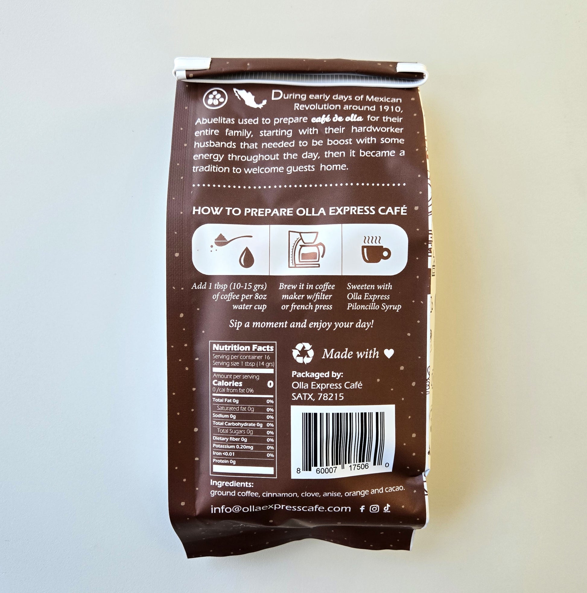 Cafe de olla con chocolate